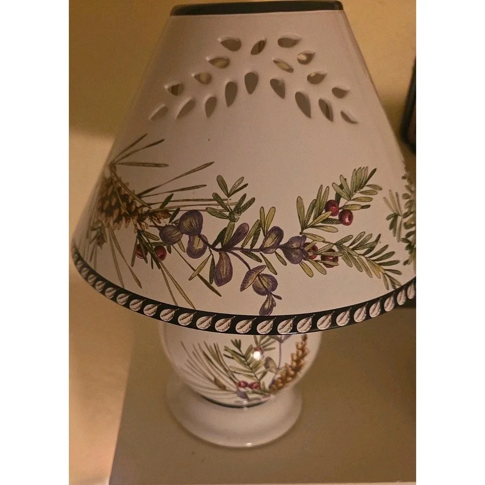 Lenox Candle Hurricane Lamp Etchings Collection Catherine McClung‎ 9.5